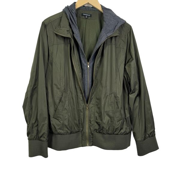 Torrid Nylon Jersey Bomber Olive  Jacket Size 2X - Picture 3 of 10